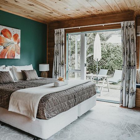 Tatahi Lodge Beach Resort Hahei Dış mekan fotoğraf